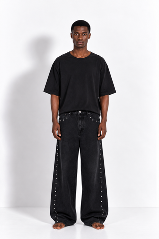 T-shirt Over Black